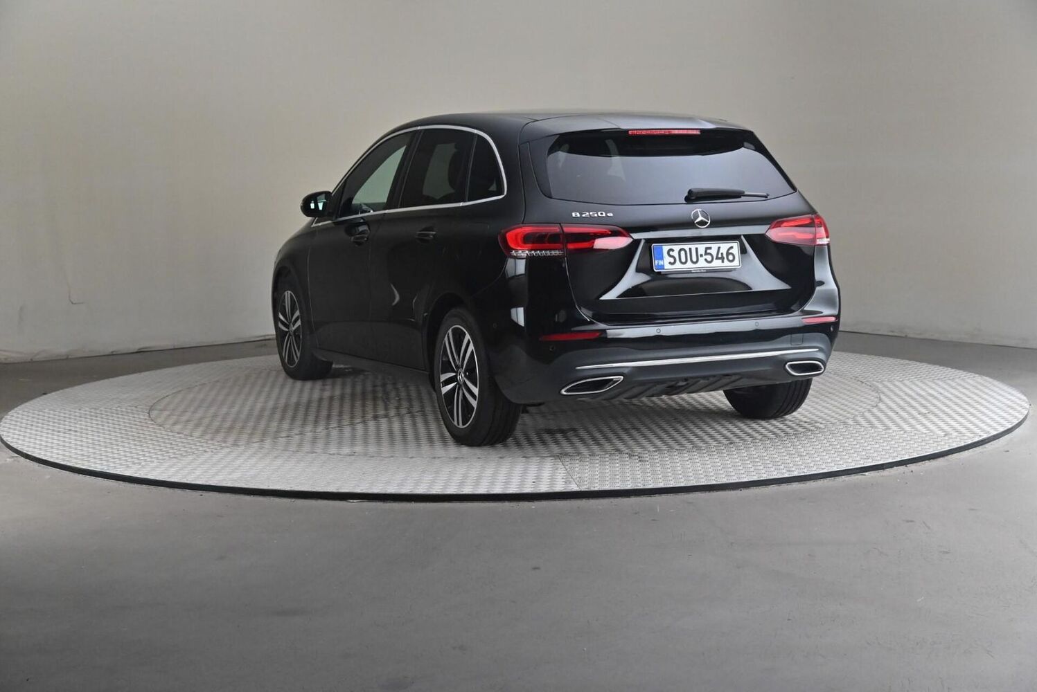 Mercedes-Benz B vaihtoauto