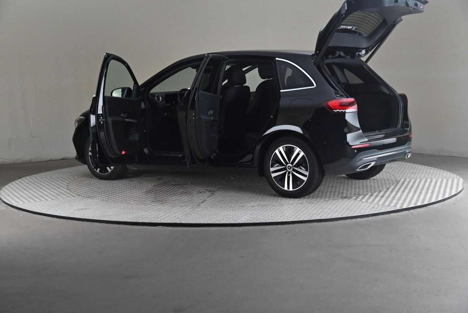 Mercedes-Benz B vaihtoauto