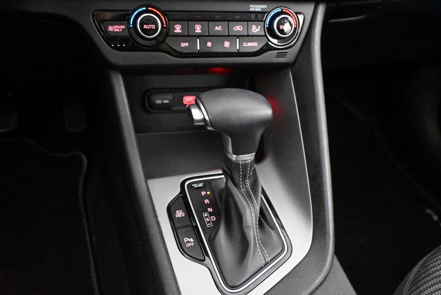 Kia Niro vaihtoauto