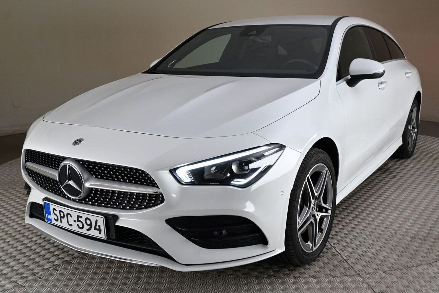 Mercedes-Benz CLA-sarja vaihtoauto