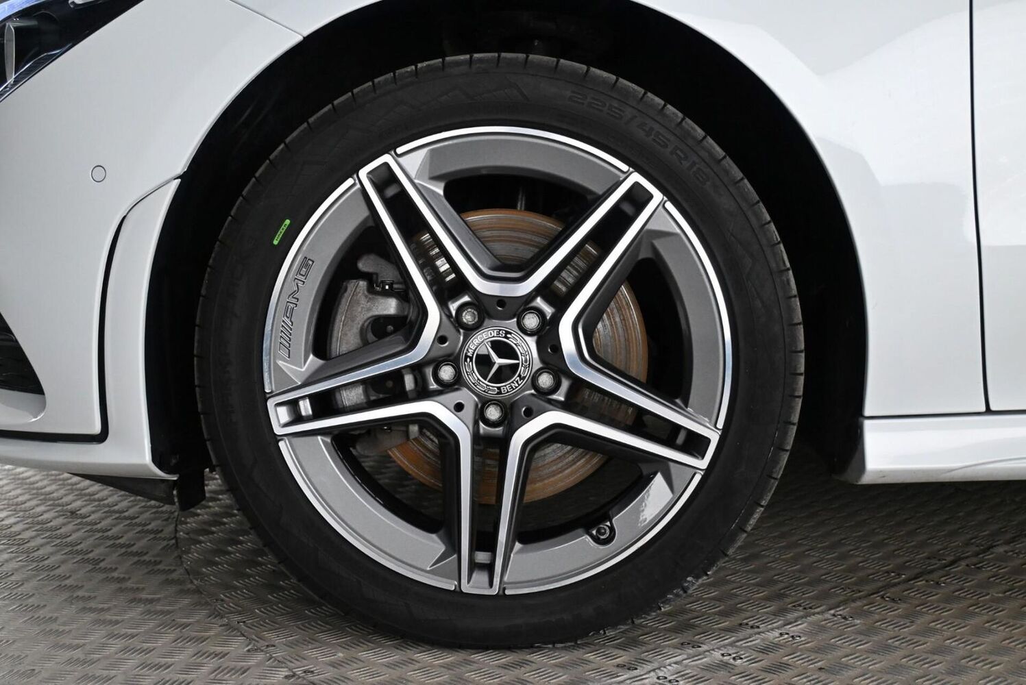 Mercedes-Benz CLA-sarja vaihtoauto