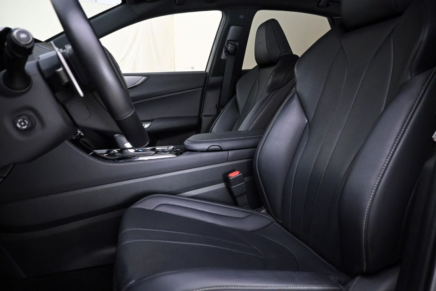 Lexus NX vaihtoauto