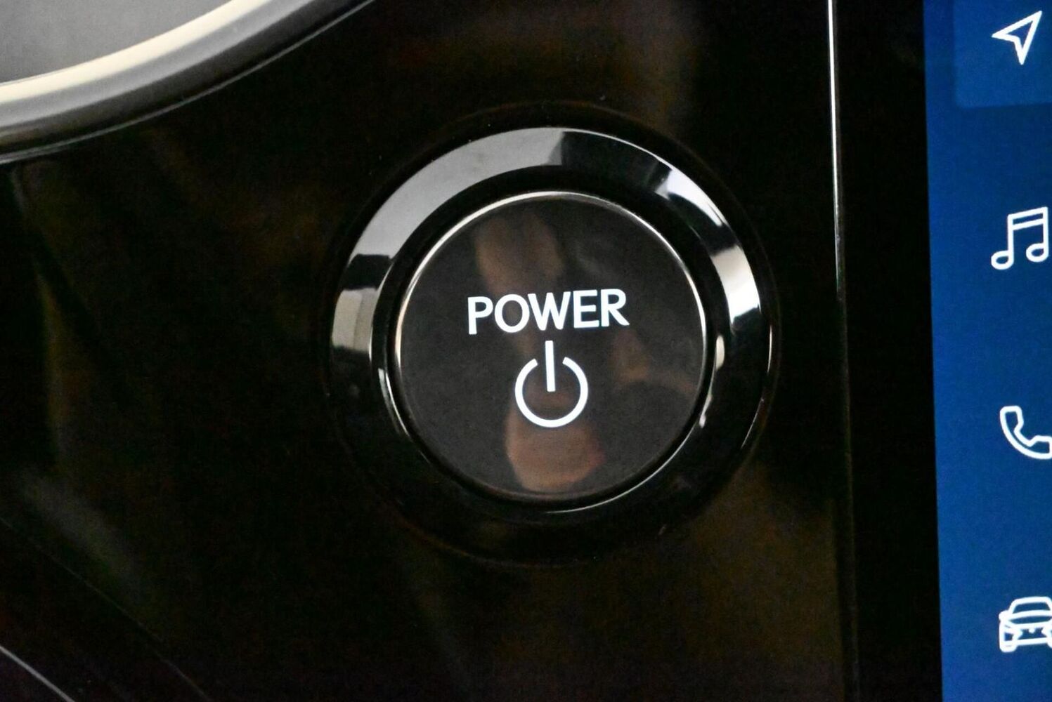 Lexus NX vaihtoauto