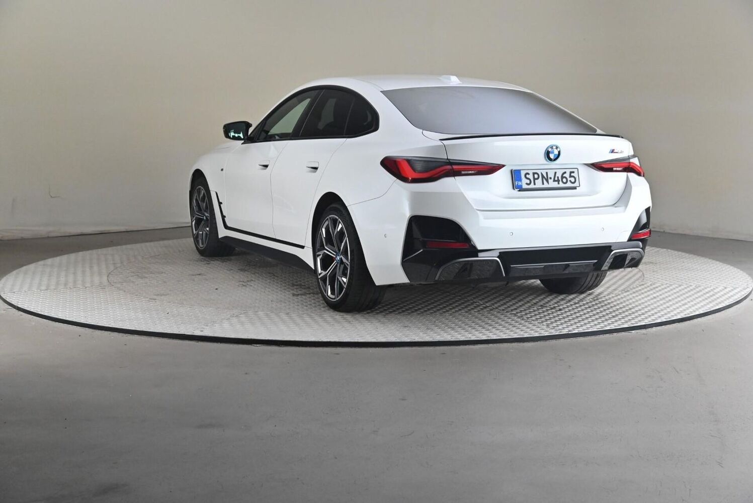 BMW i4 vaihtoauto