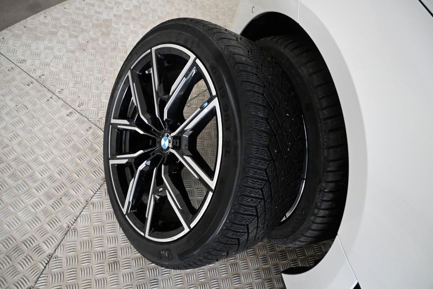BMW i4 vaihtoauto
