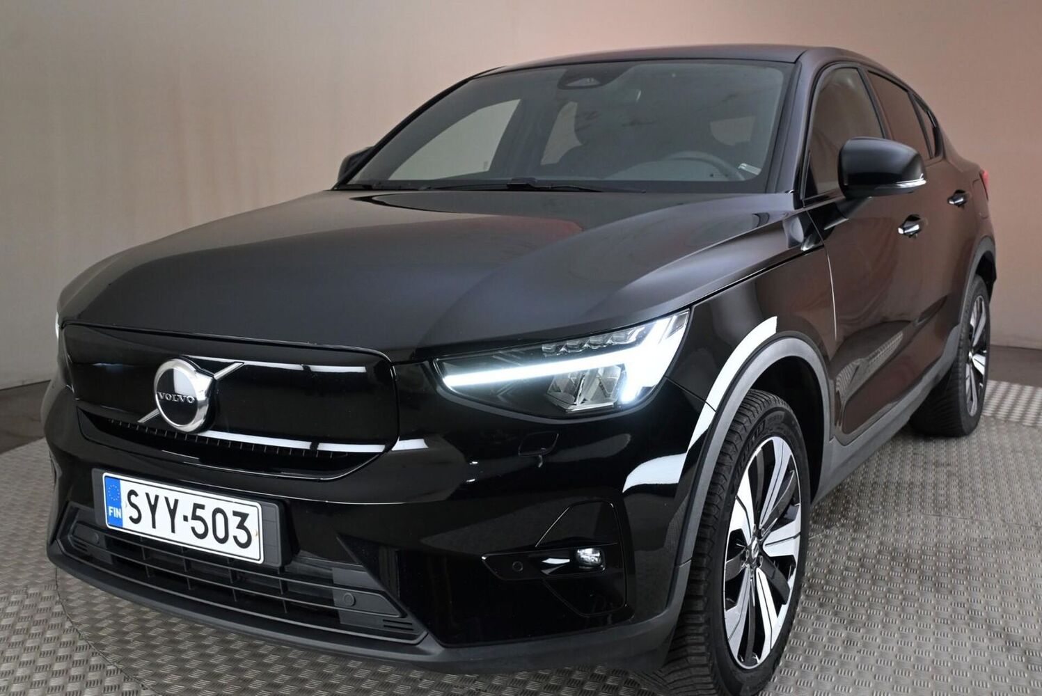 Volvo C40 vaihtoauto