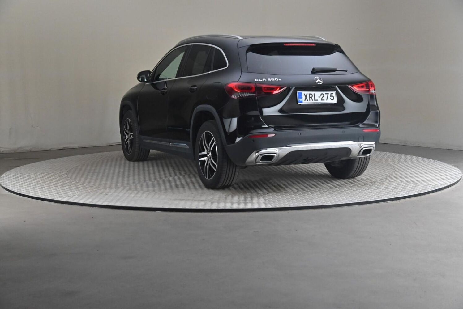 Mercedes-Benz GLA vaihtoauto