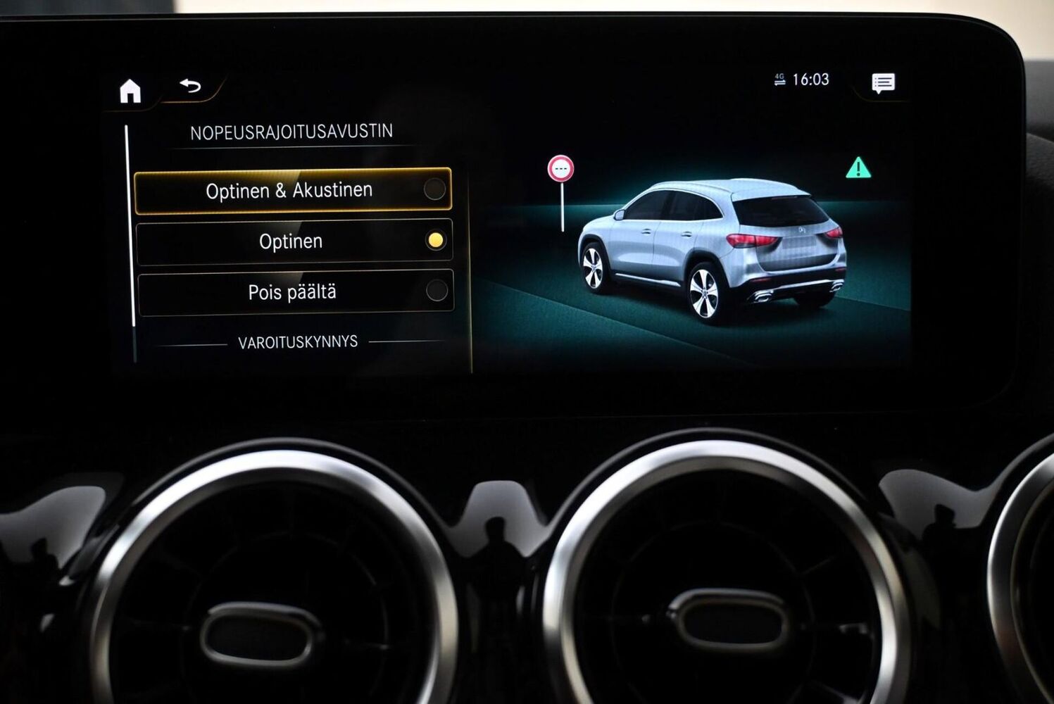 Mercedes-Benz GLA vaihtoauto