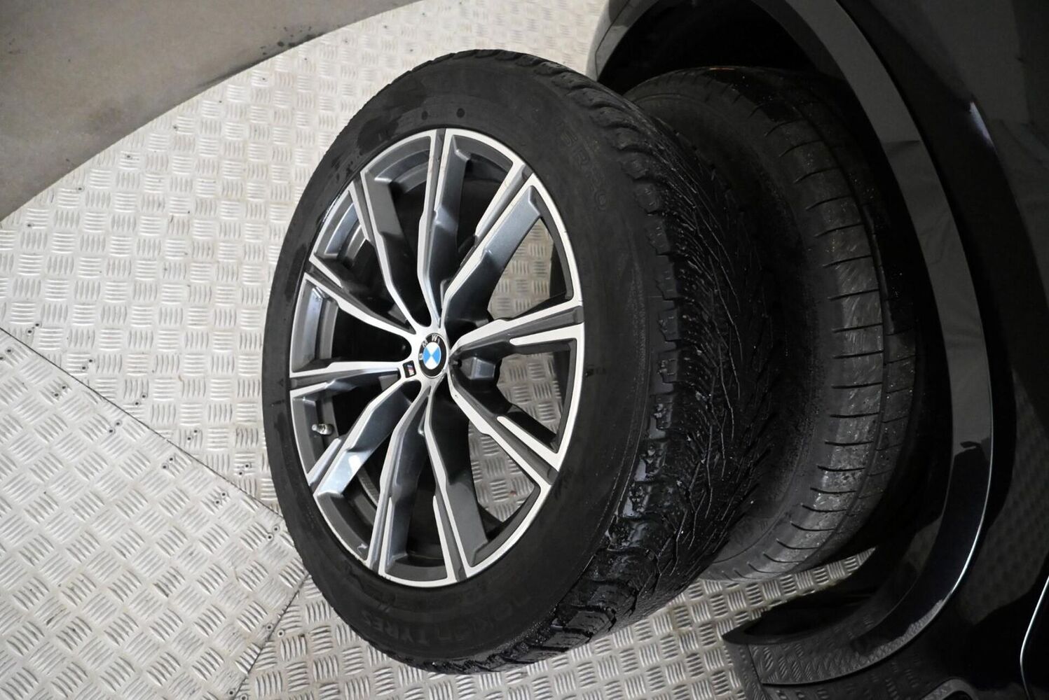 BMW X5 vaihtoauto