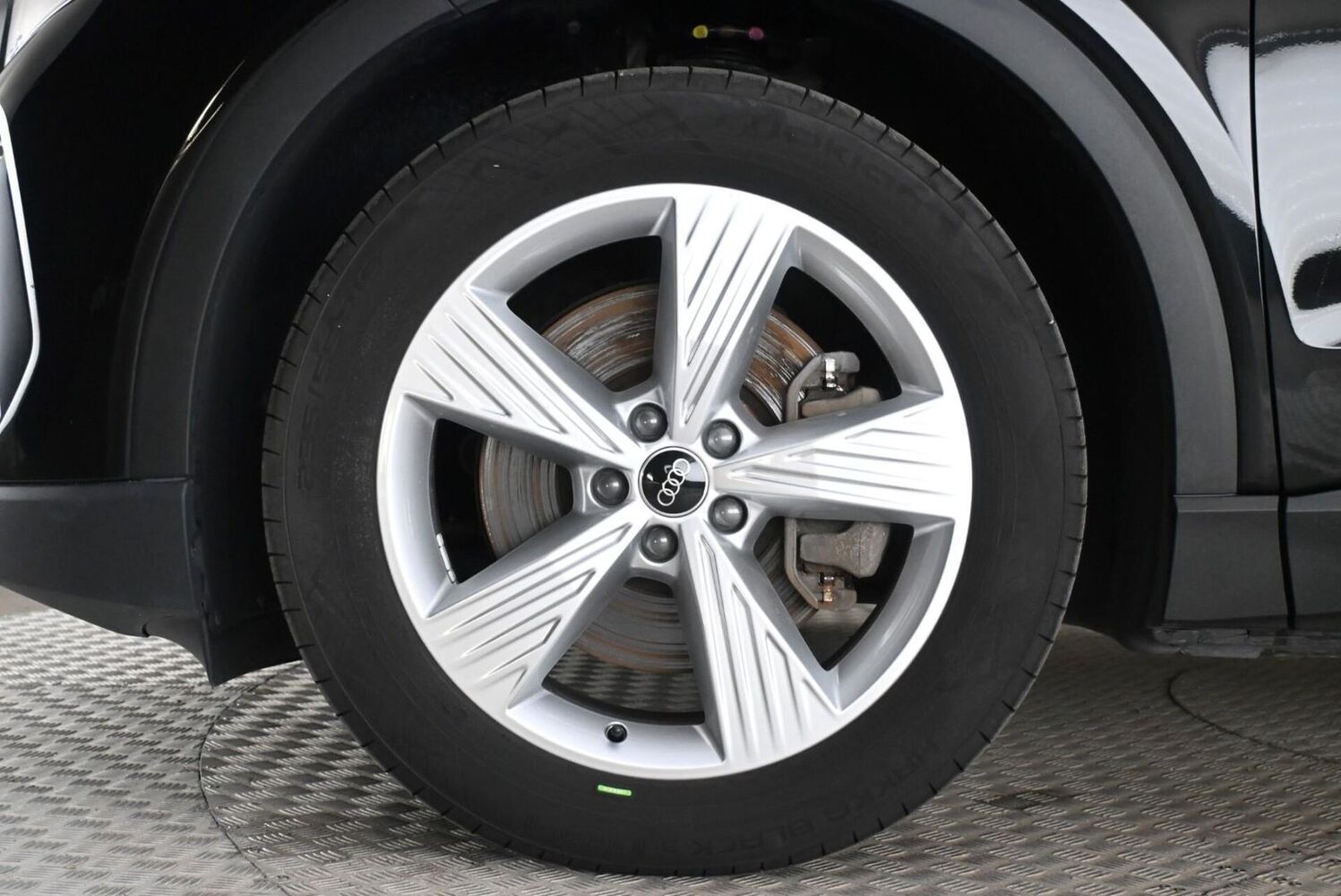 Audi Q4 e-tron vaihtoauto