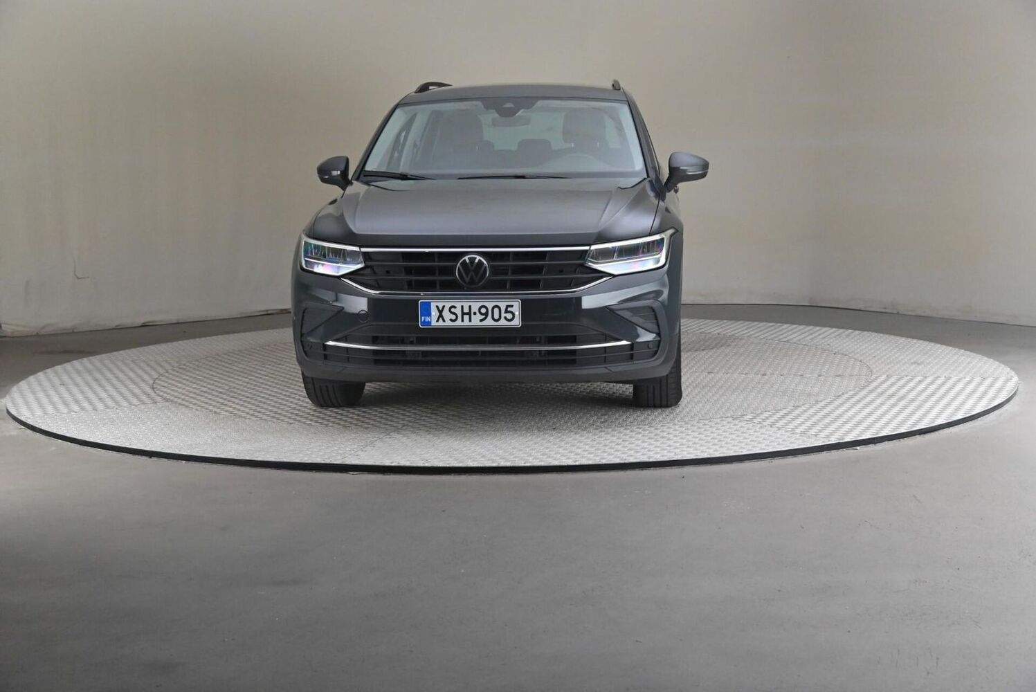 Volkswagen Tiguan vaihtoauto