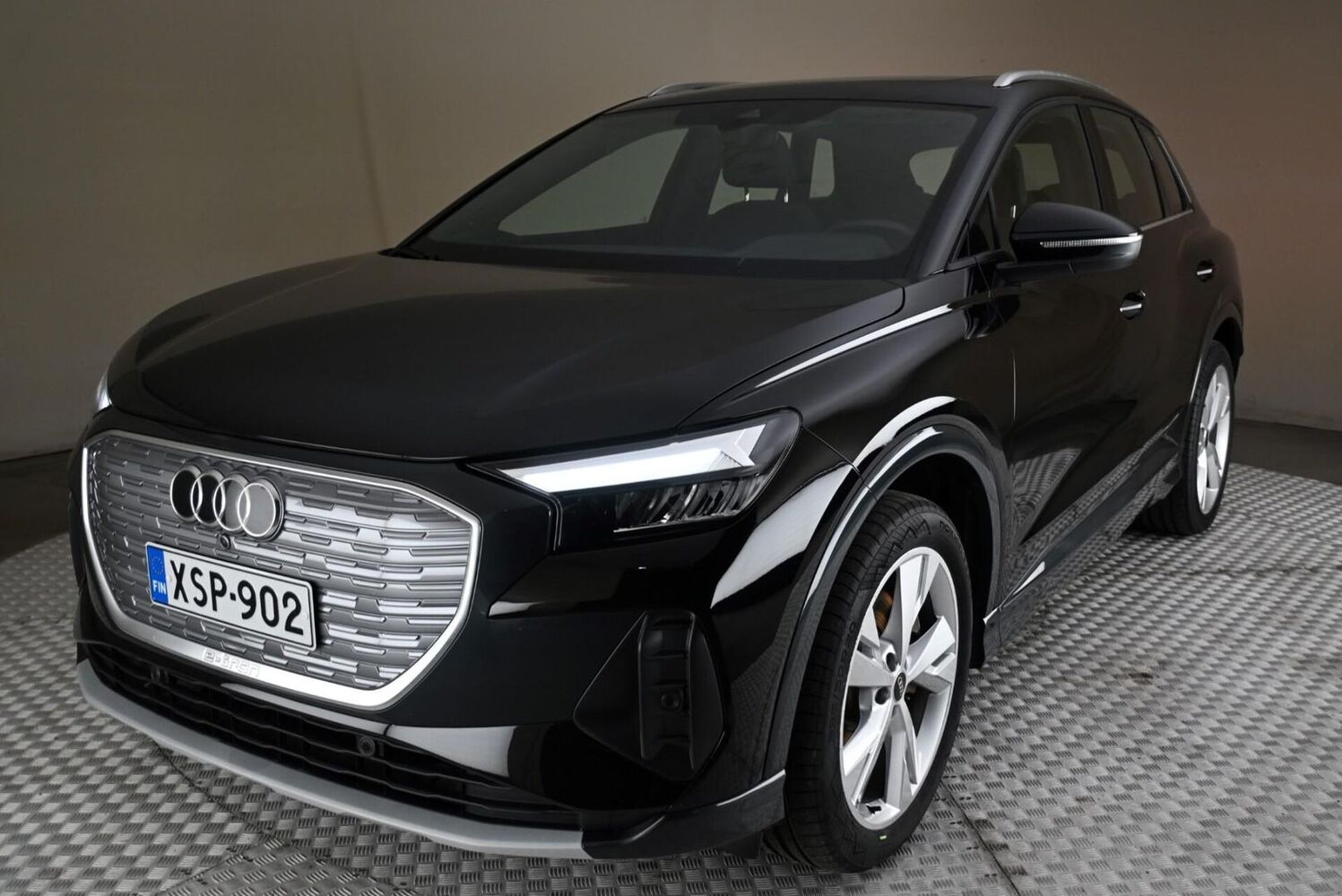 Audi Q4 e-tron vaihtoauto
