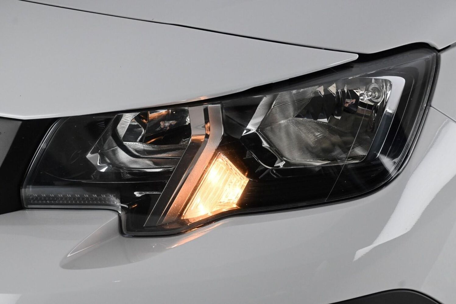 Peugeot Partner vaihtoauto