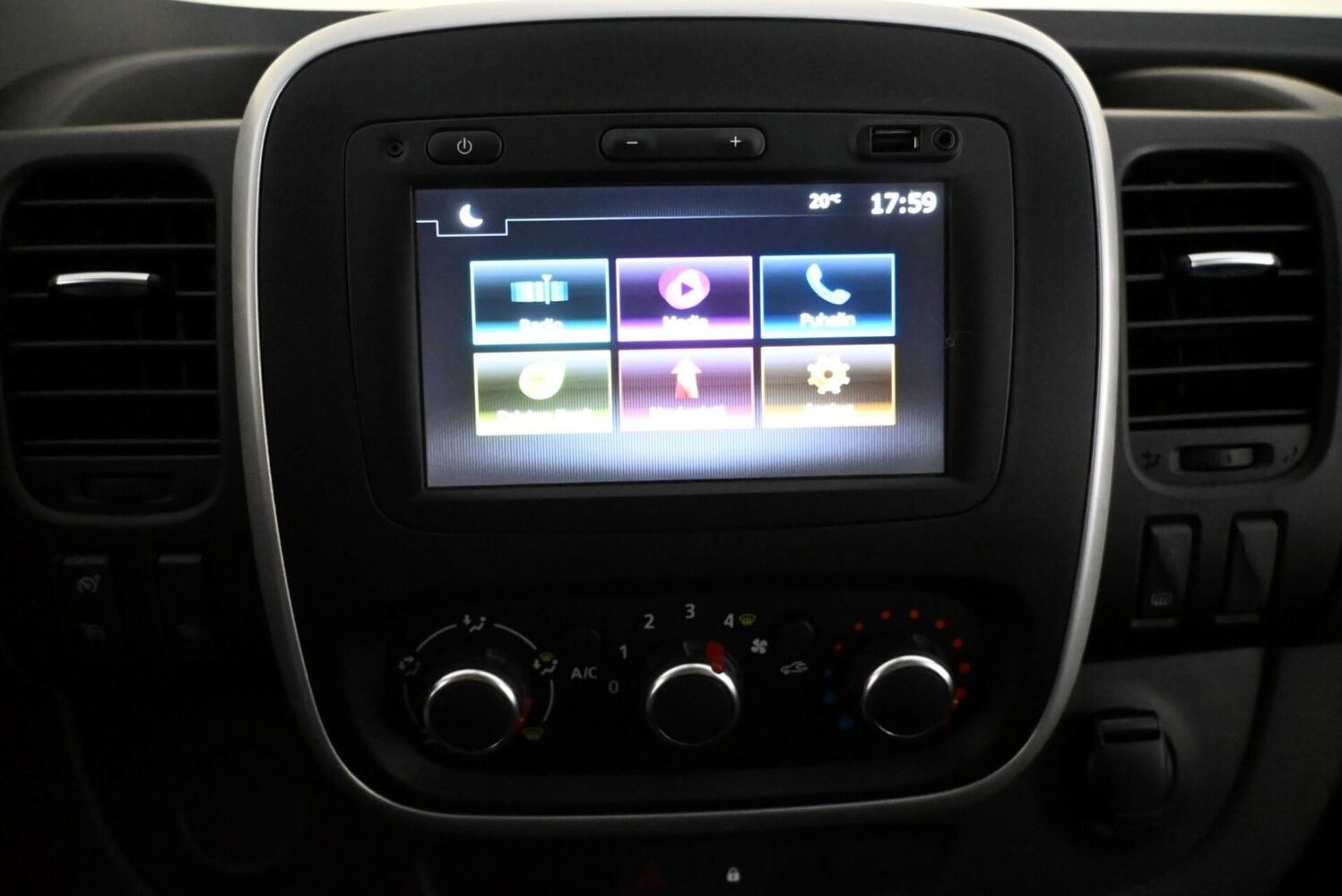 Renault Trafic vaihtoauto