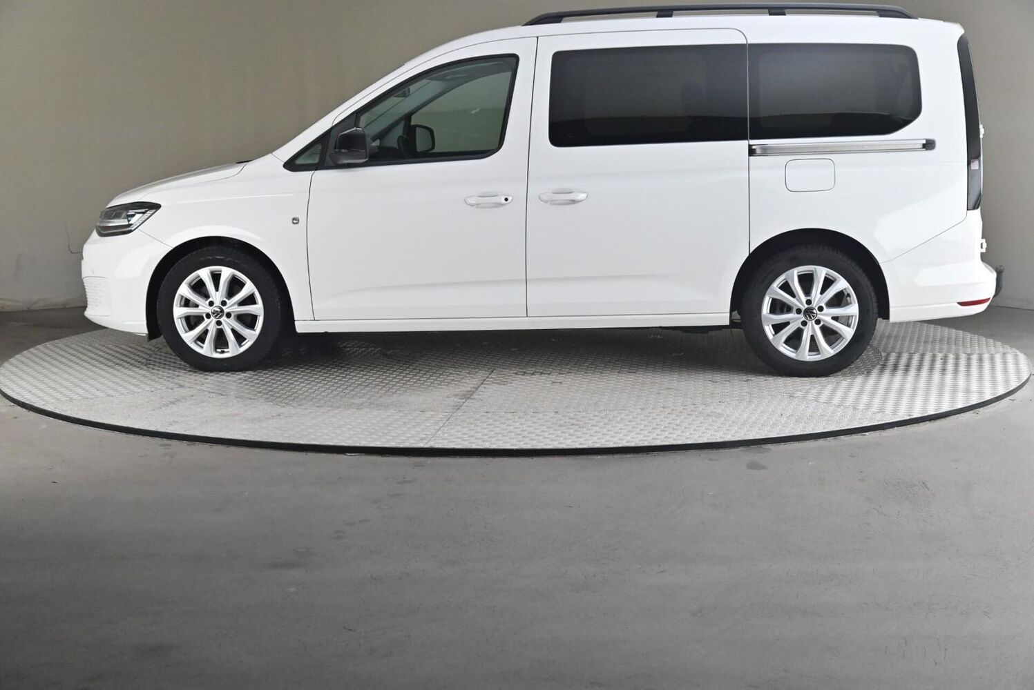 Volkswagen Caddy Maxi vaihtoauto