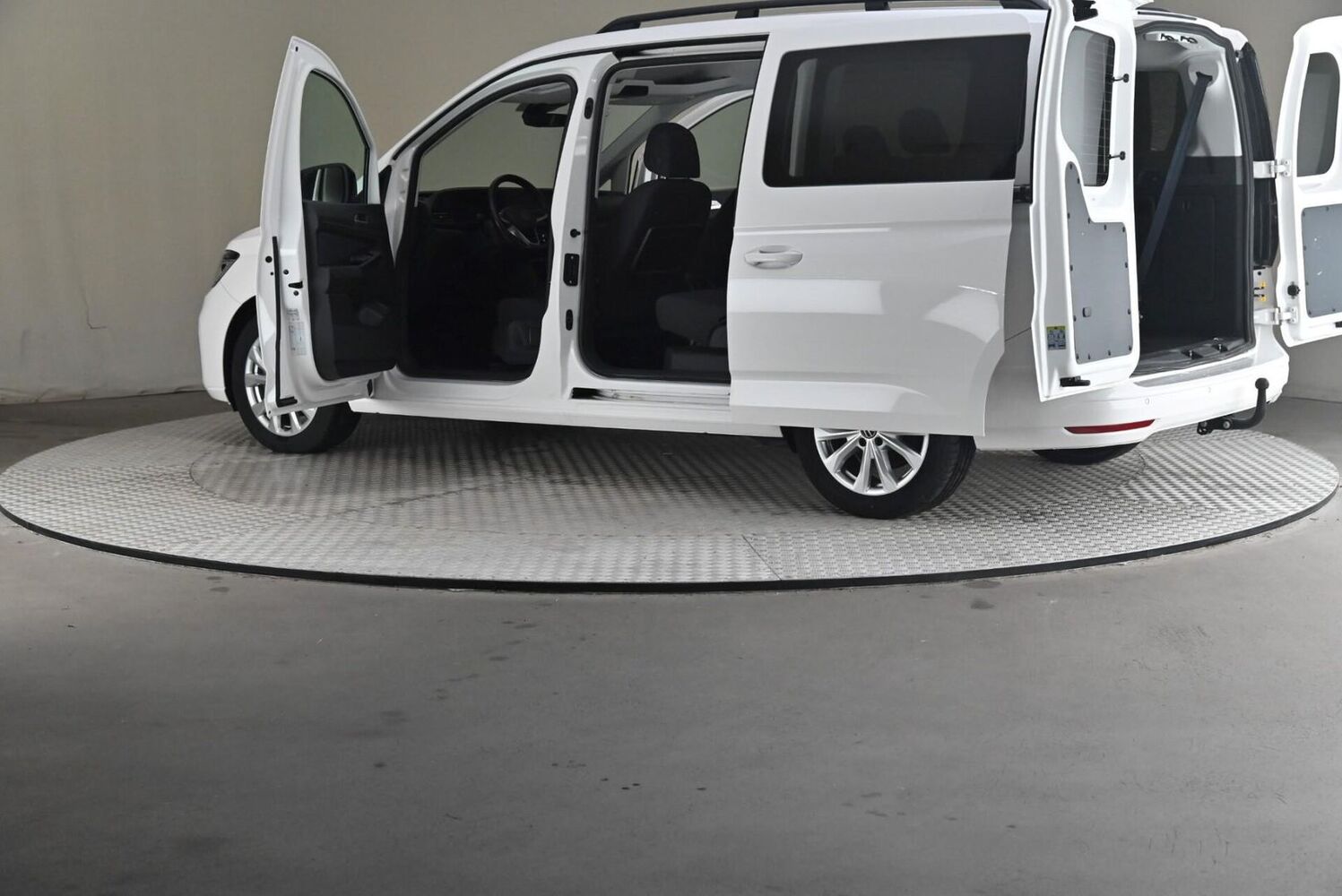 Volkswagen Caddy Maxi vaihtoauto