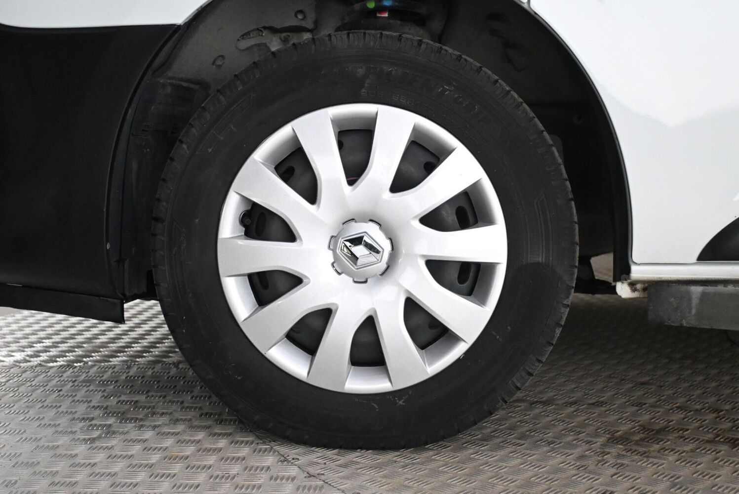 Renault Trafic vaihtoauto