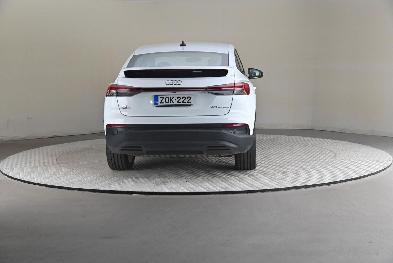 Audi Q4 e-tron vaihtoauto