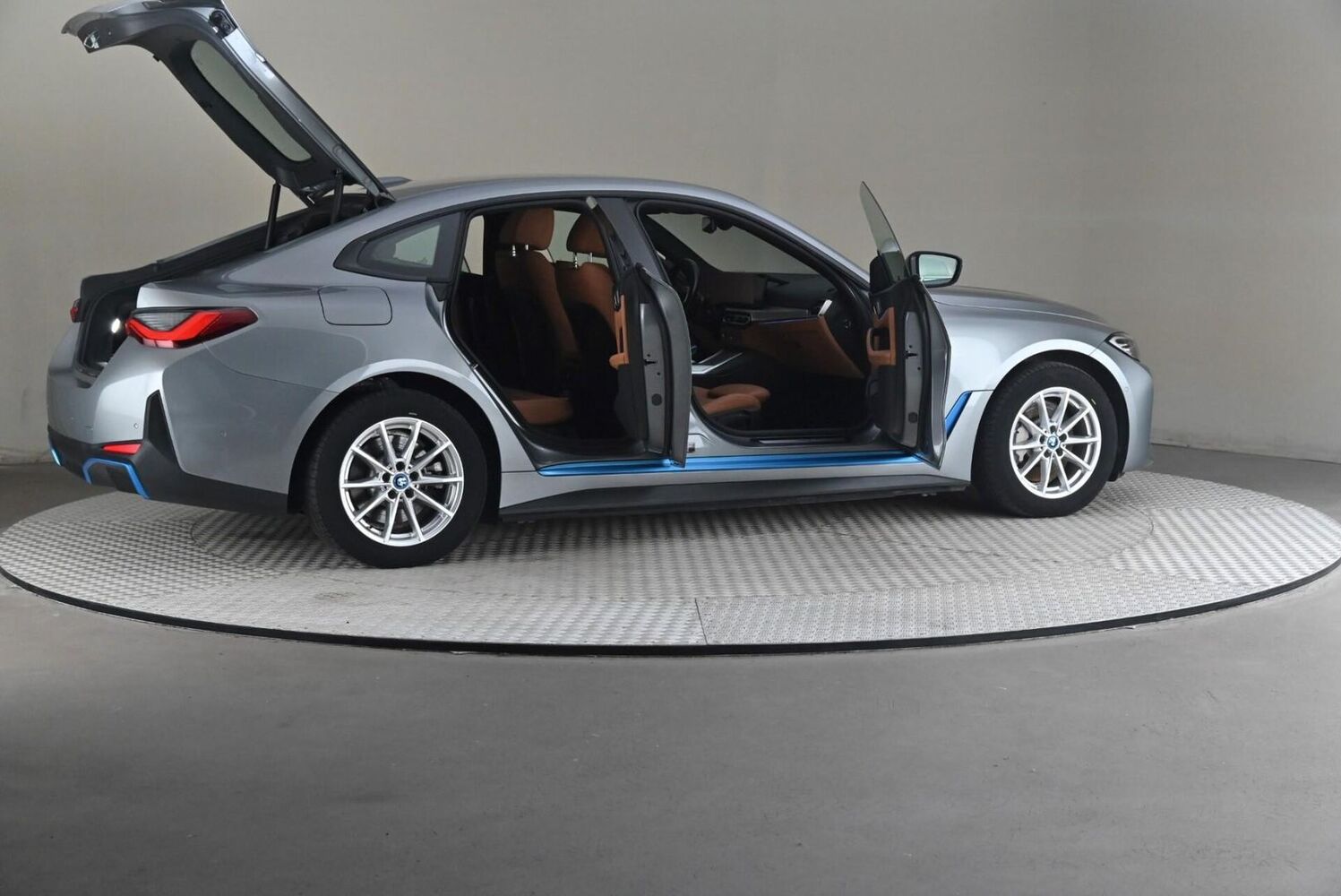 BMW i4 vaihtoauto