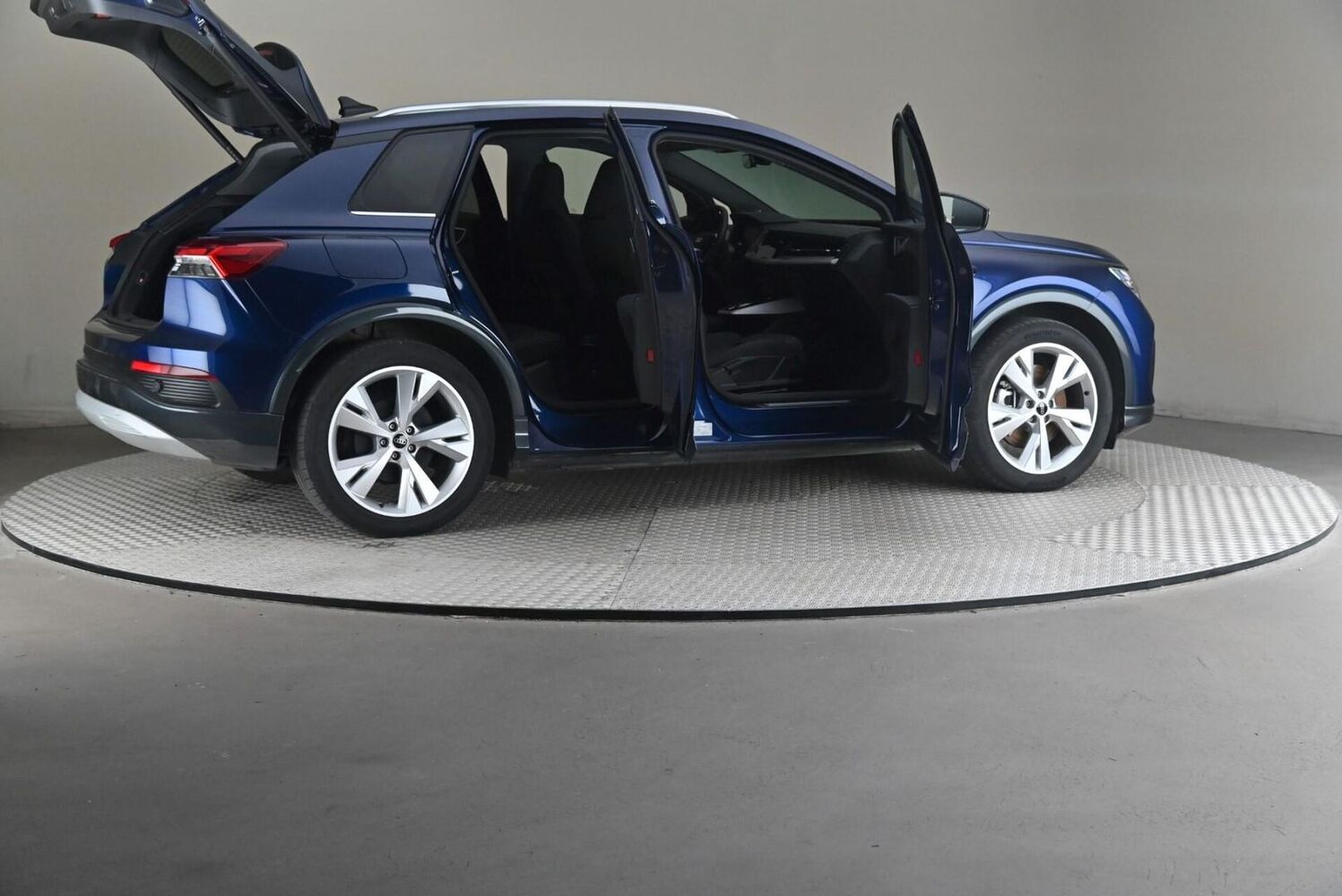 Audi Q4 e-tron vaihtoauto
