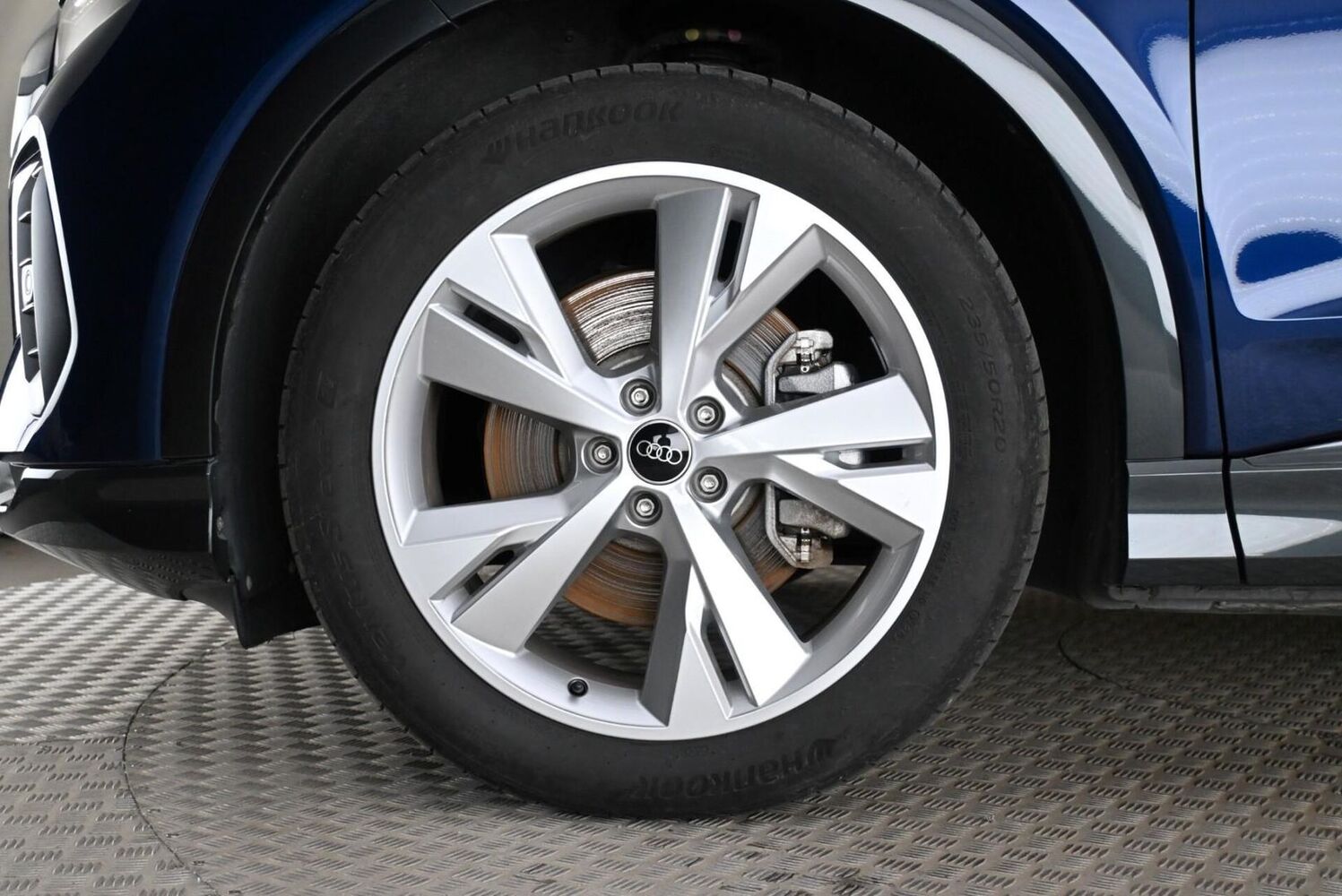 Audi Q4 e-tron vaihtoauto