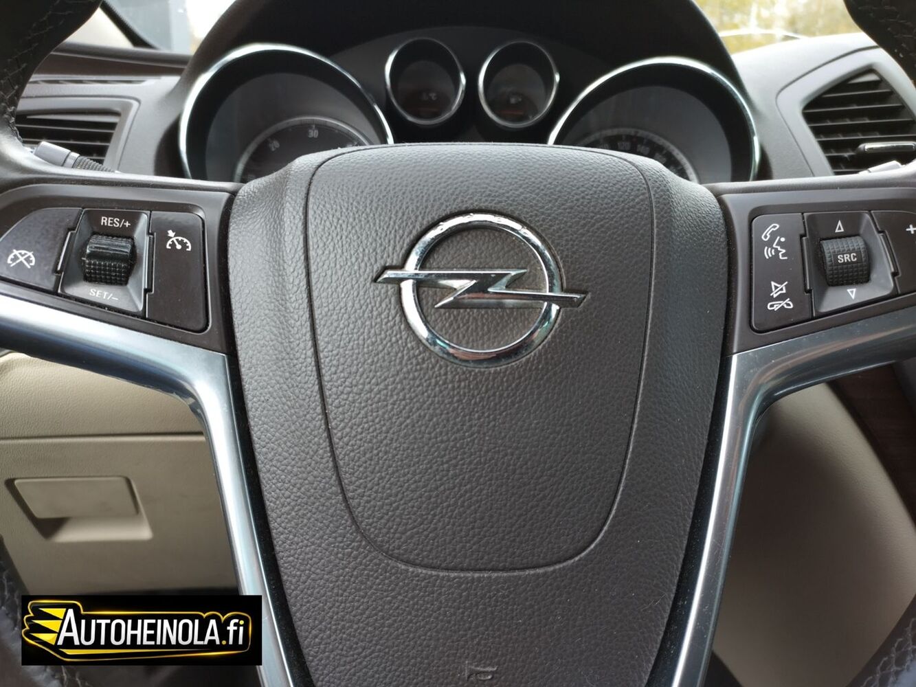 Opel Insignia vaihtoauto