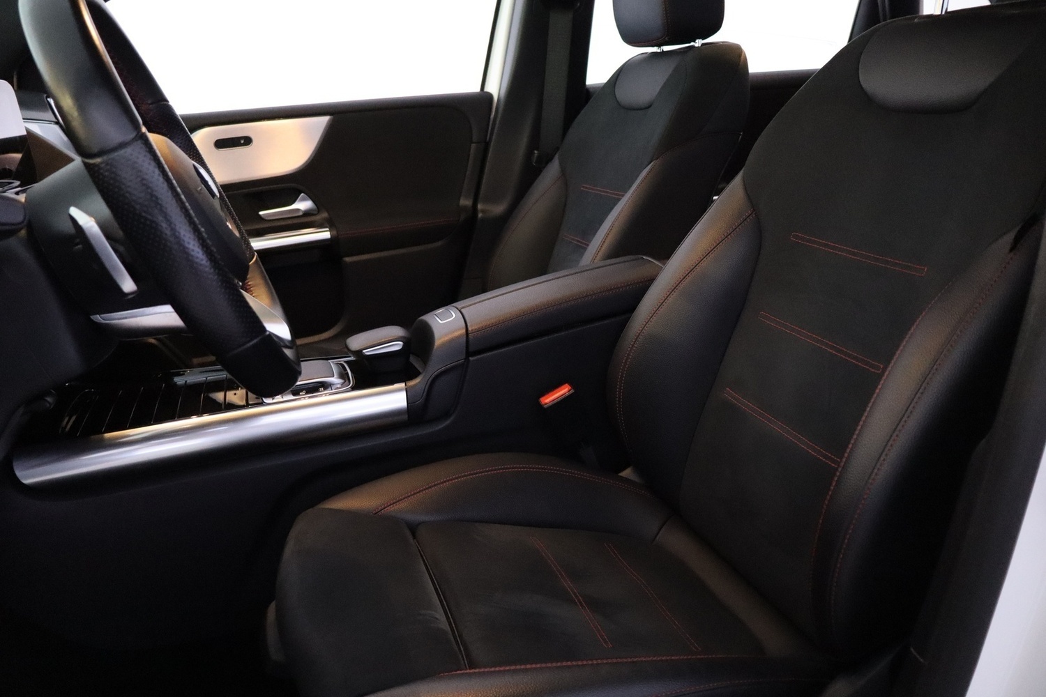 Mercedes-Benz B vaihtoauto