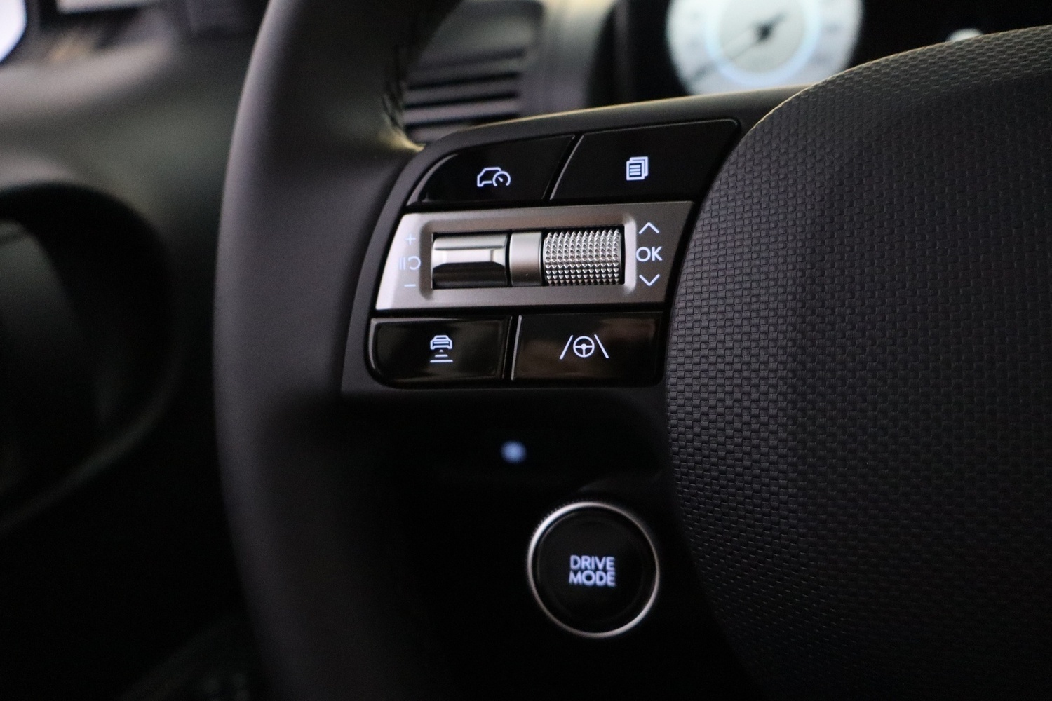 Hyundai INSTER vaihtoauto