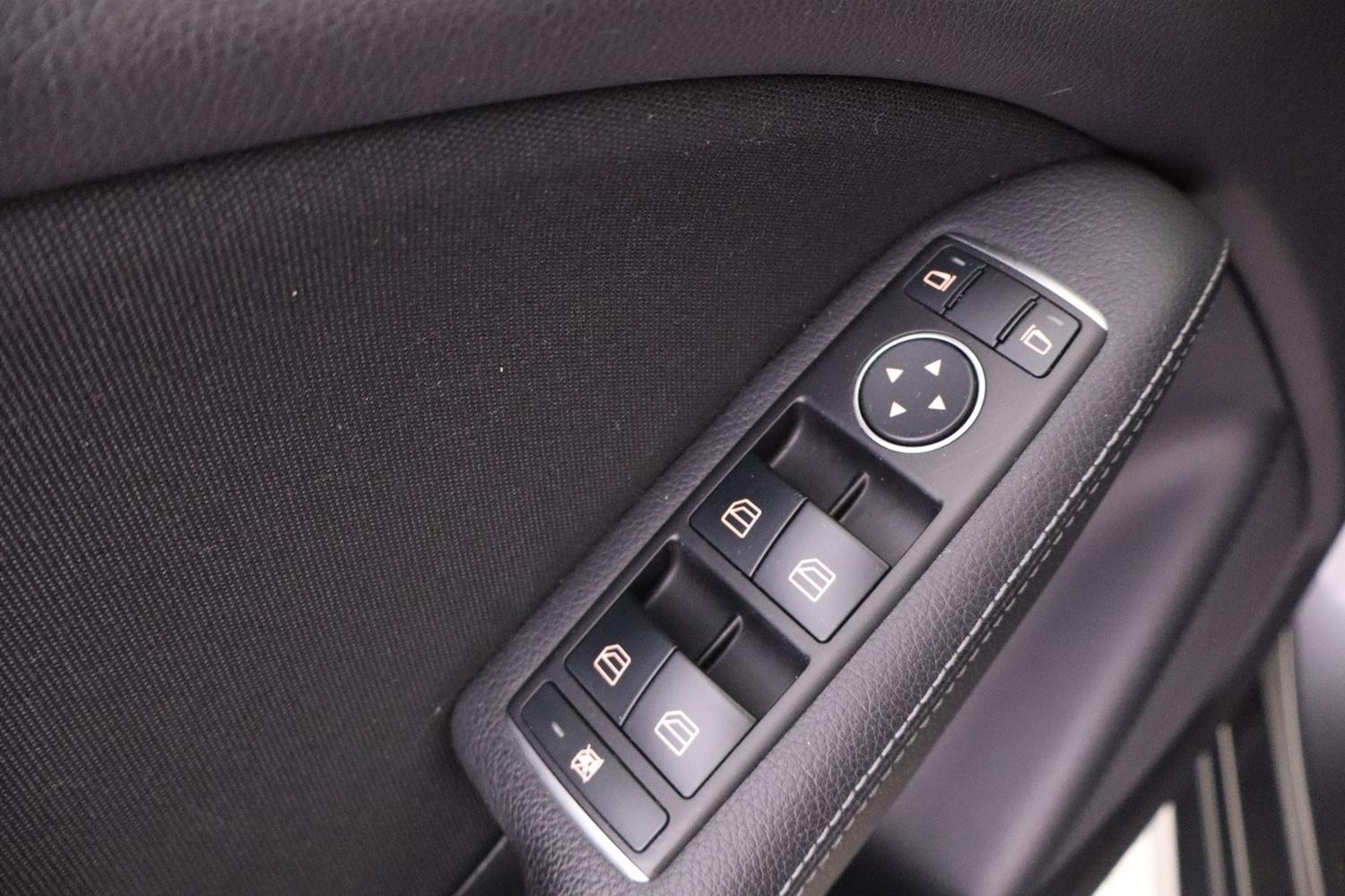 Mercedes-Benz B vaihtoauto