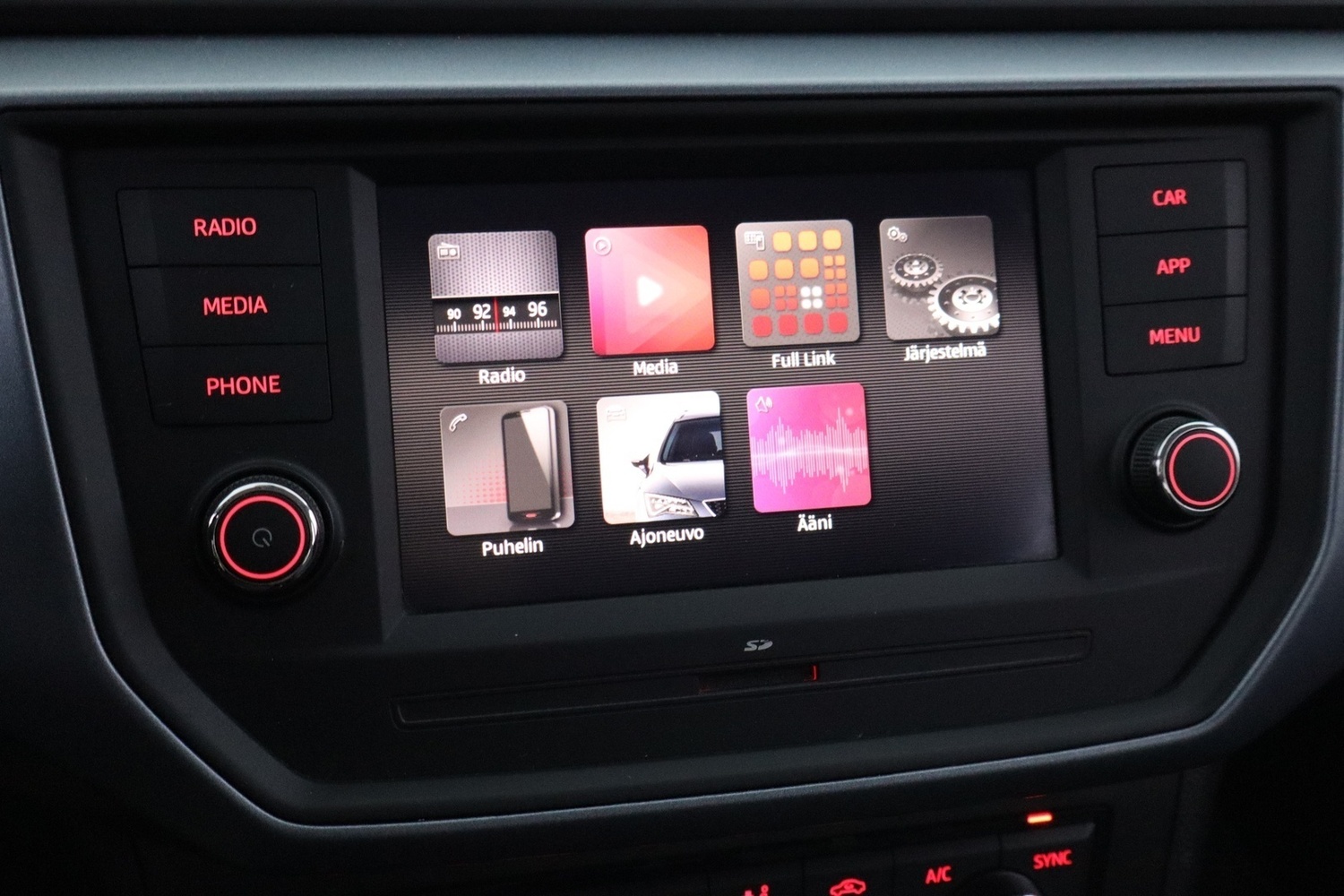 SEAT Arona vaihtoauto