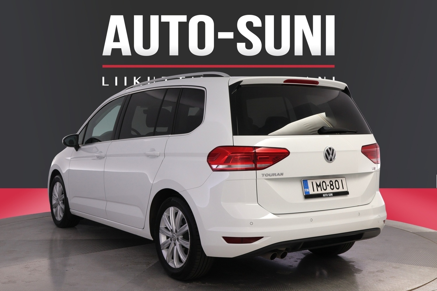 Volkswagen Touran vaihtoauto