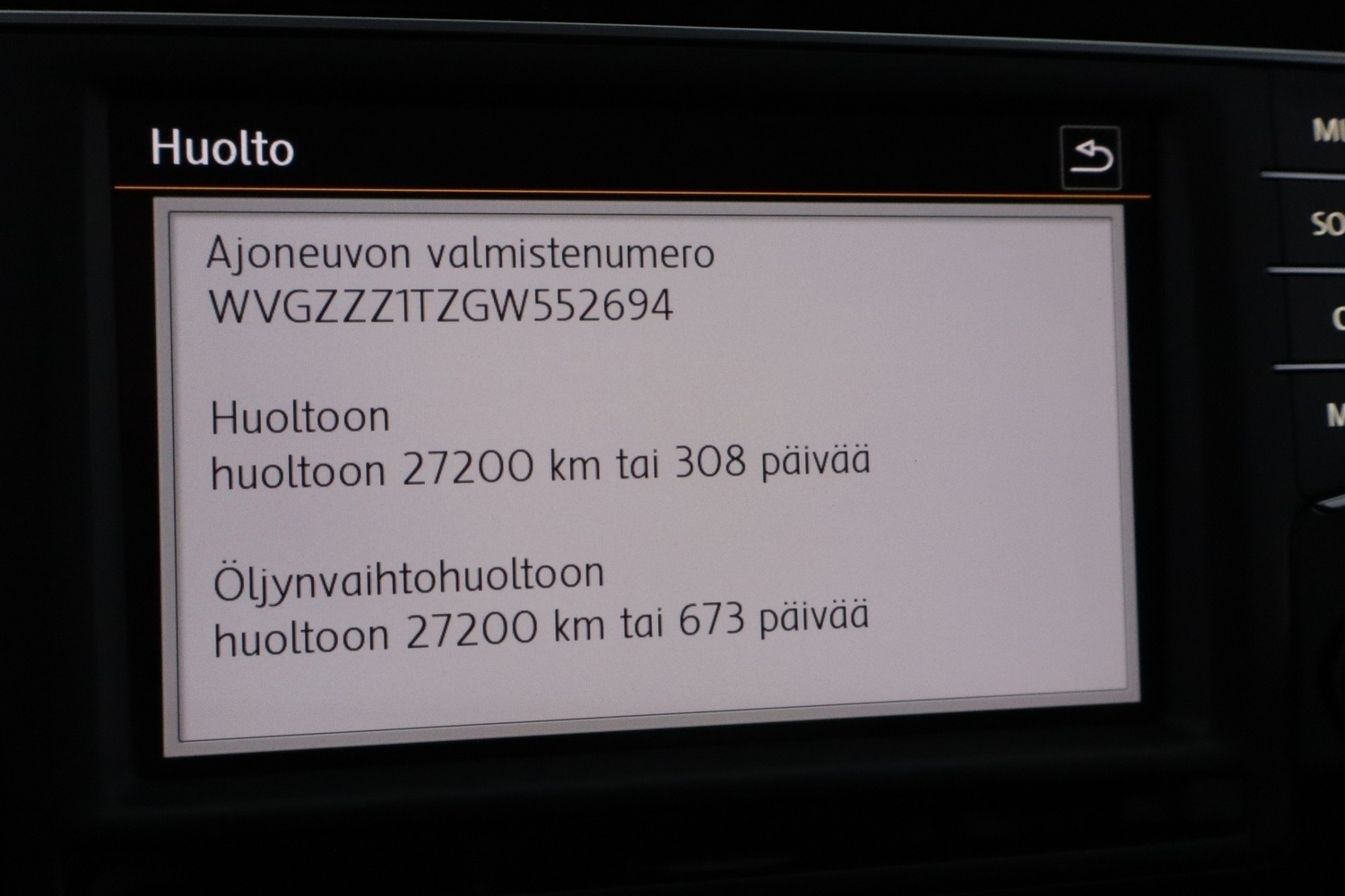 Volkswagen Touran vaihtoauto