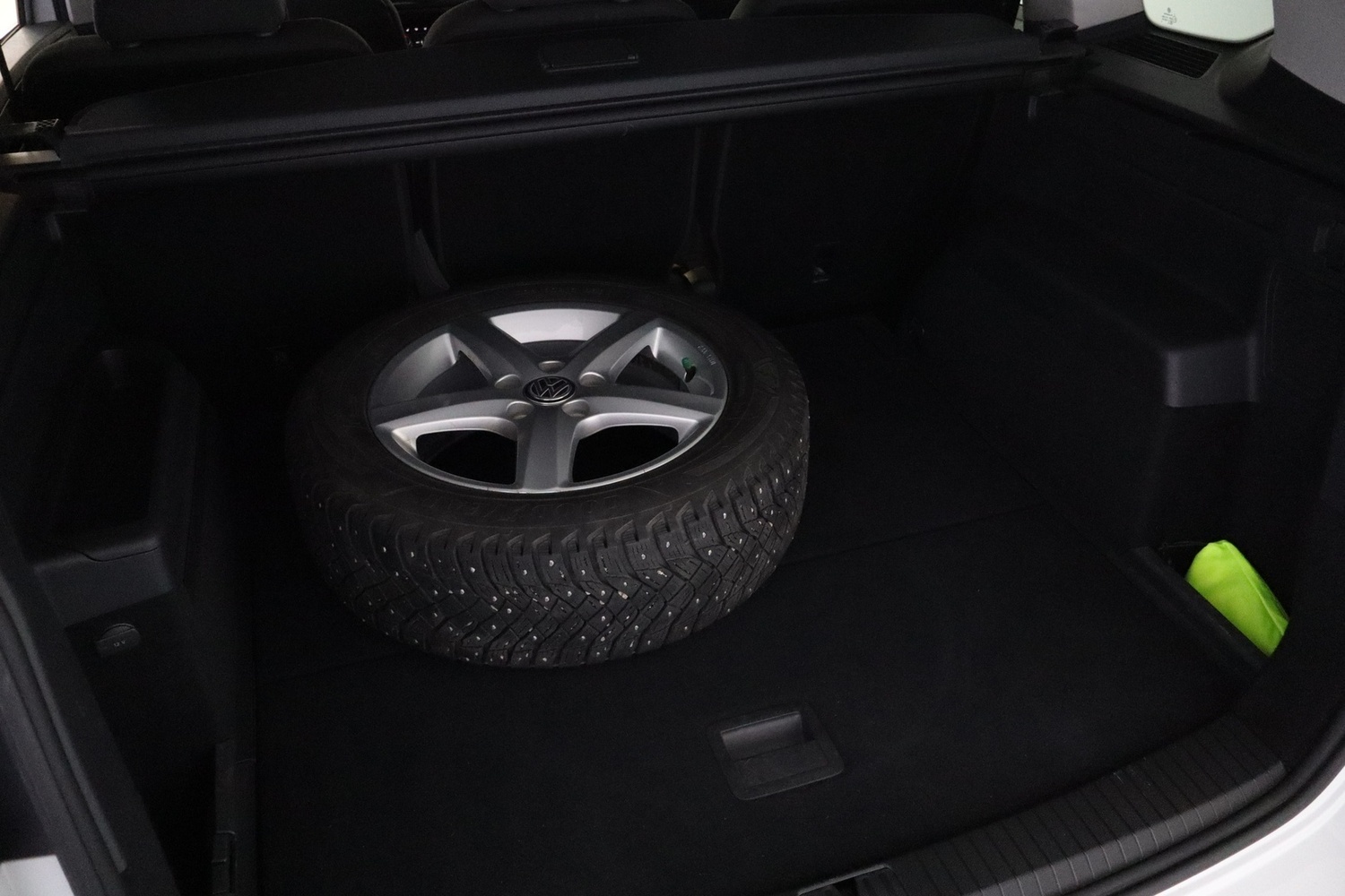 Volkswagen Touran vaihtoauto