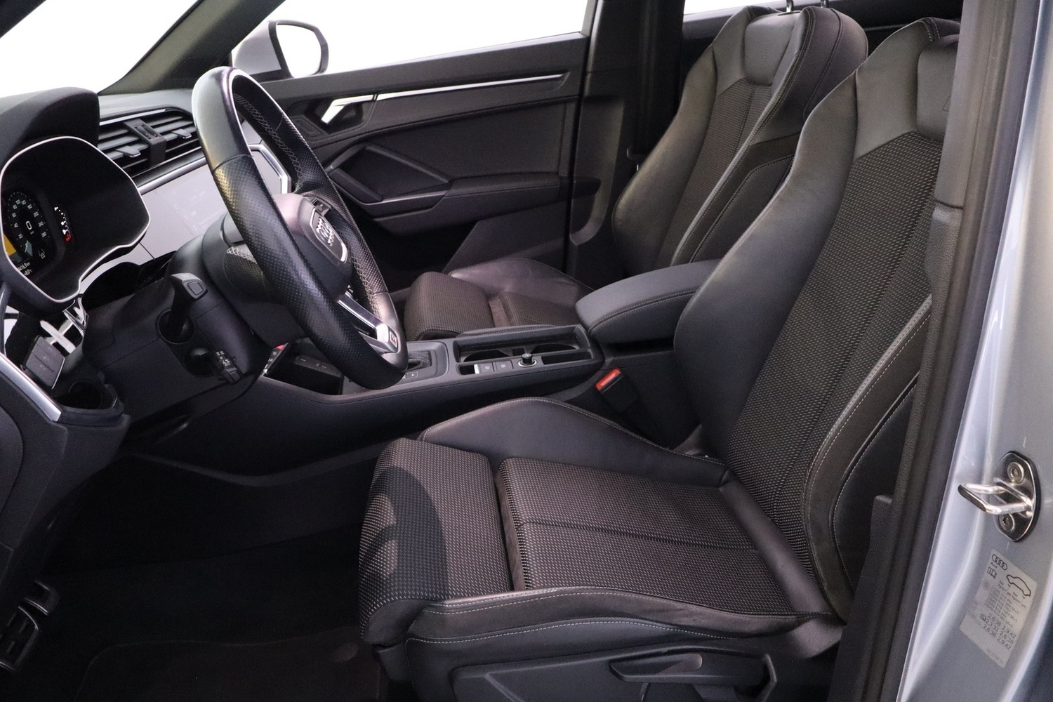 Audi Q3 vaihtoauto