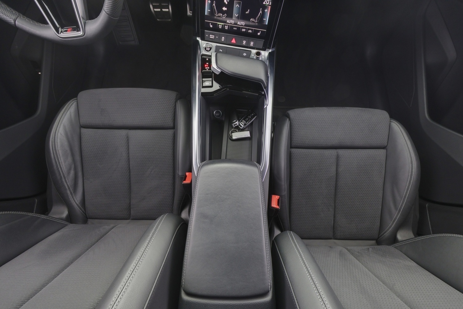 Audi Q8 e-tron vaihtoauto