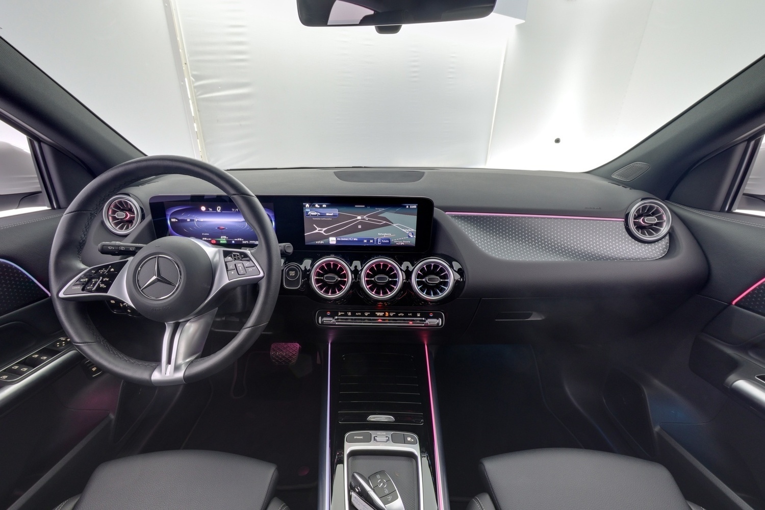 Mercedes-Benz EQA vaihtoauto