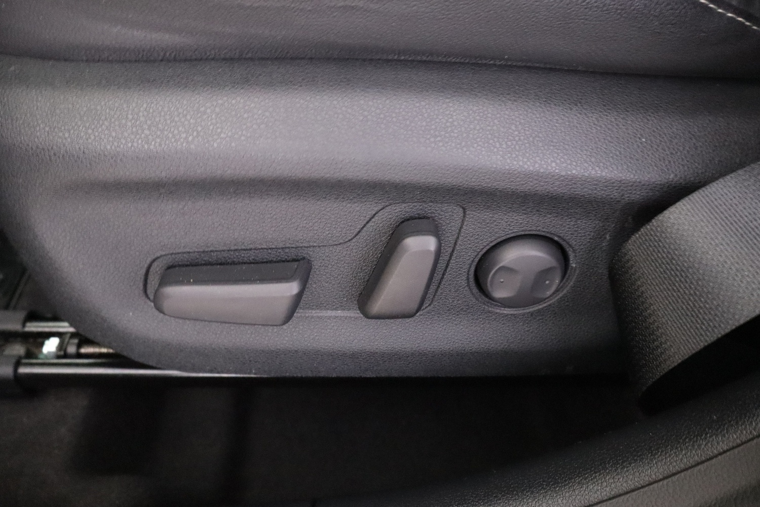 Kia Niro plug-in vaihtoauto