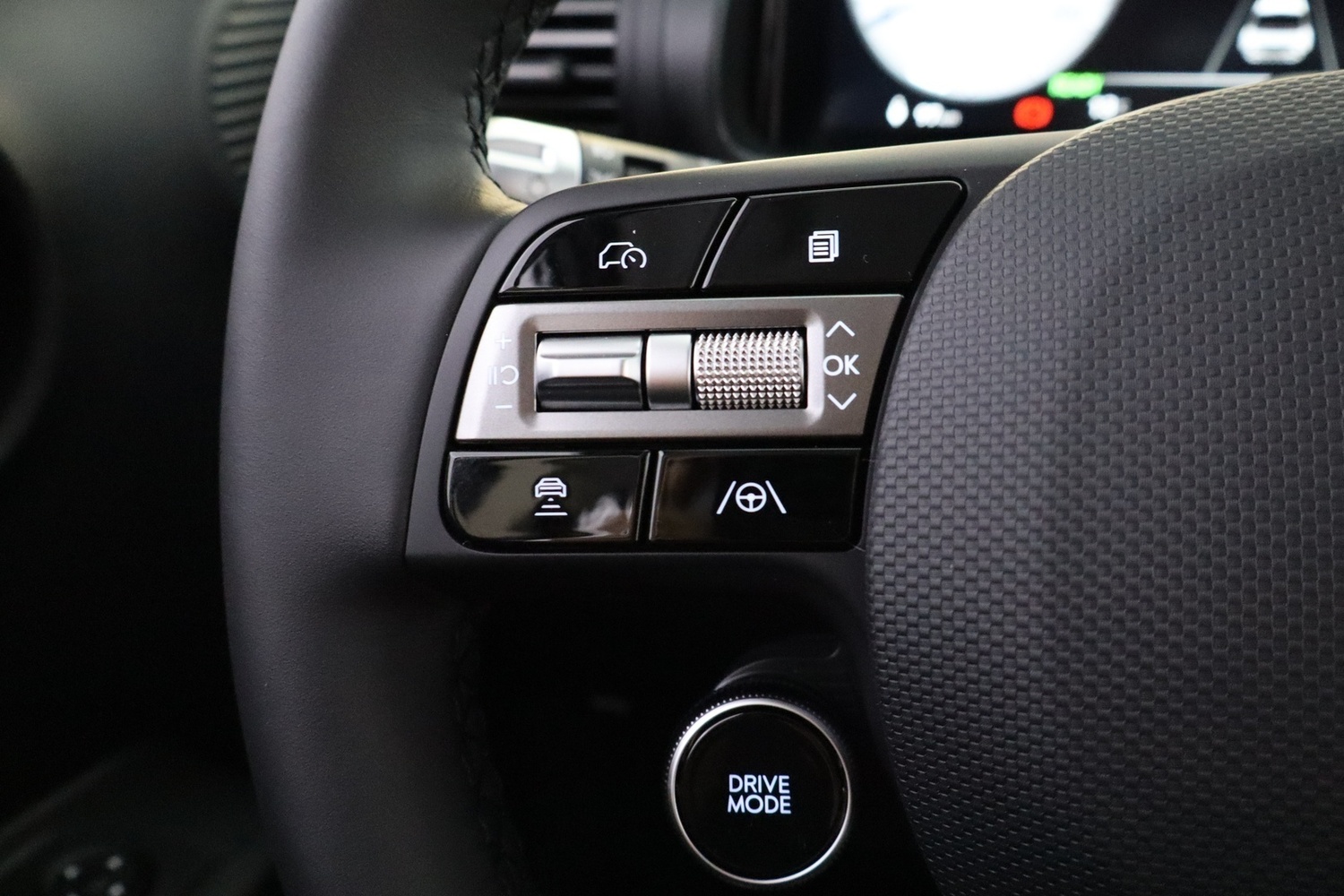 Hyundai INSTER vaihtoauto