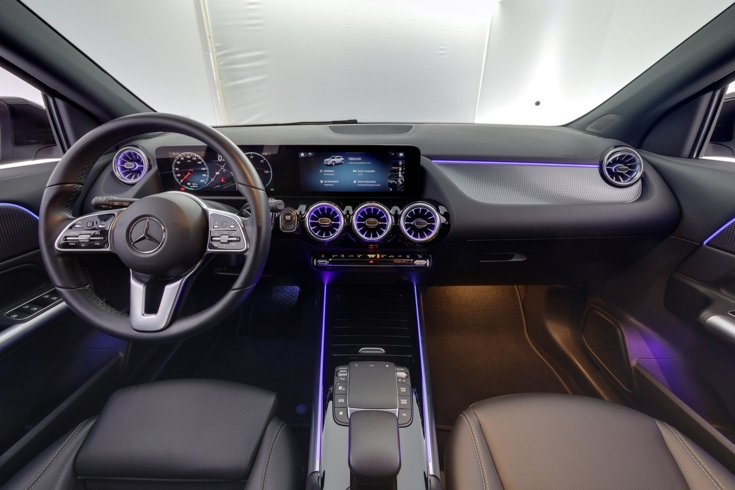 Mercedes-Benz EQA vaihtoauto