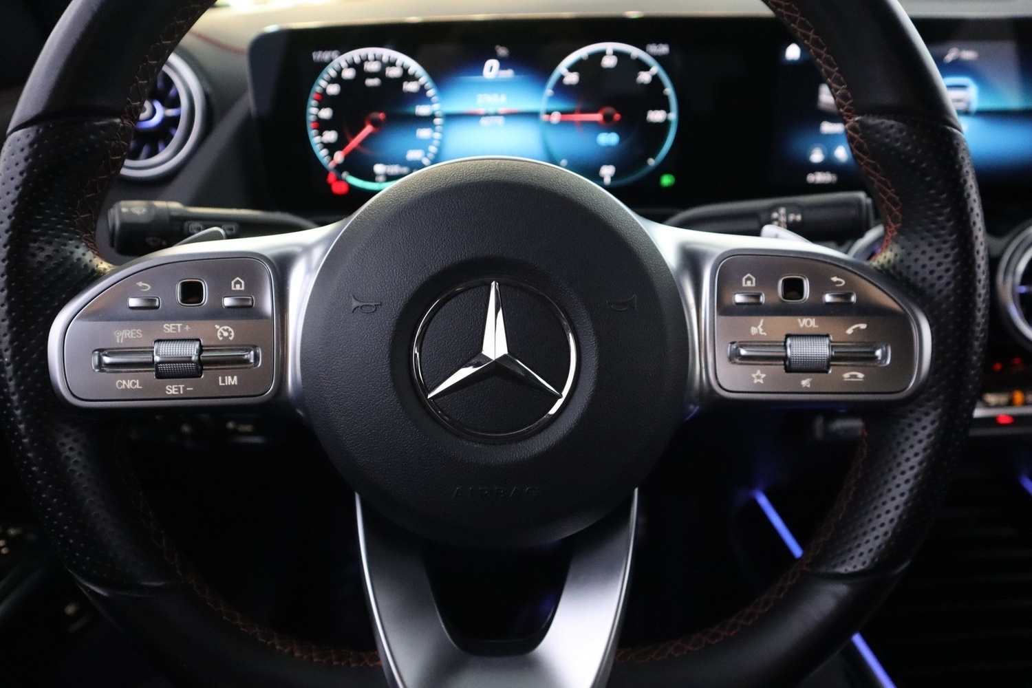 Mercedes-Benz EQA vaihtoauto
