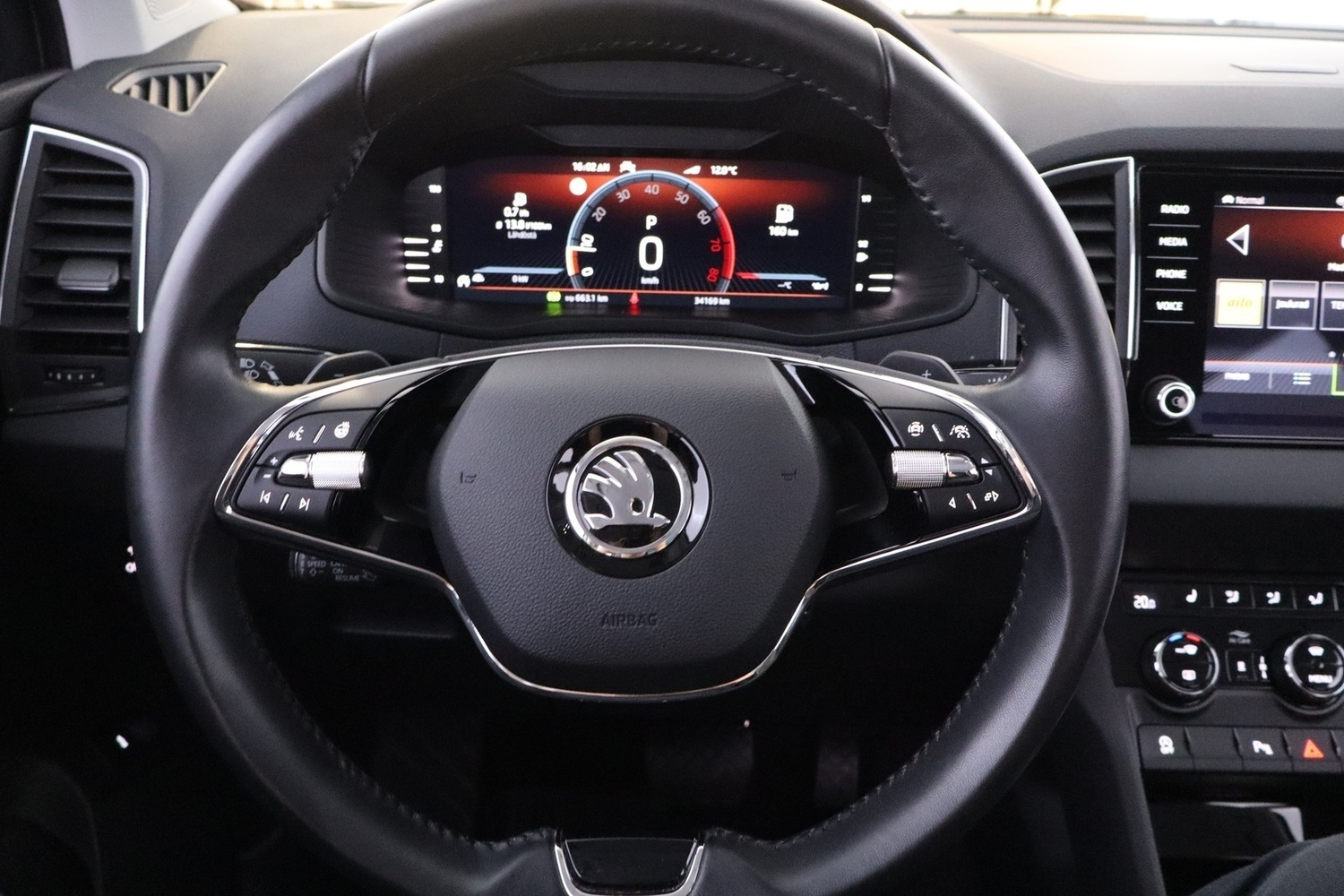 Skoda Karoq vaihtoauto