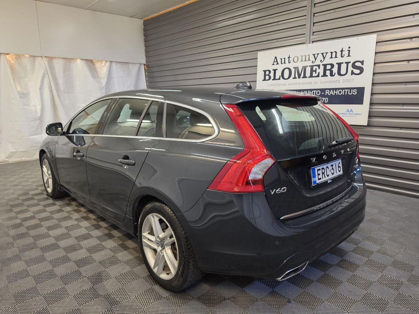 Volvo V60 vaihtoauto