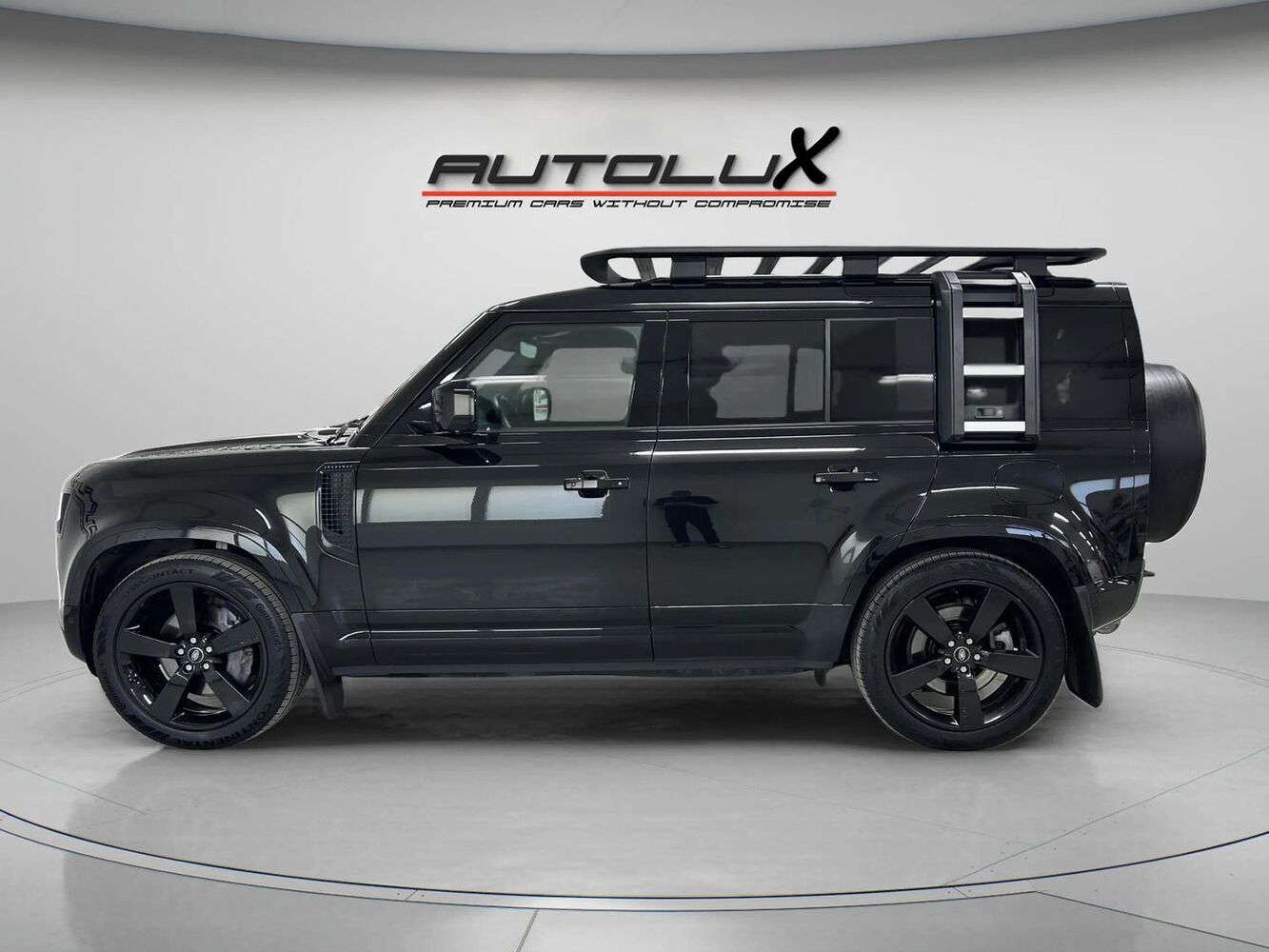 Land Rover Defender vaihtoauto