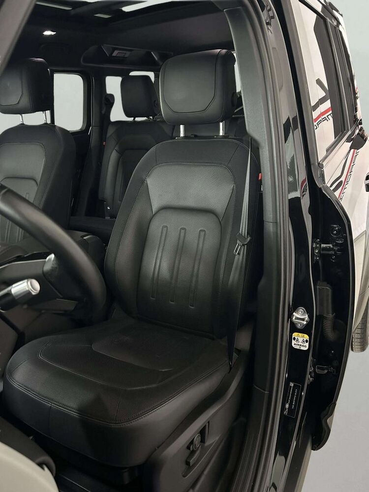 Land Rover Defender vaihtoauto