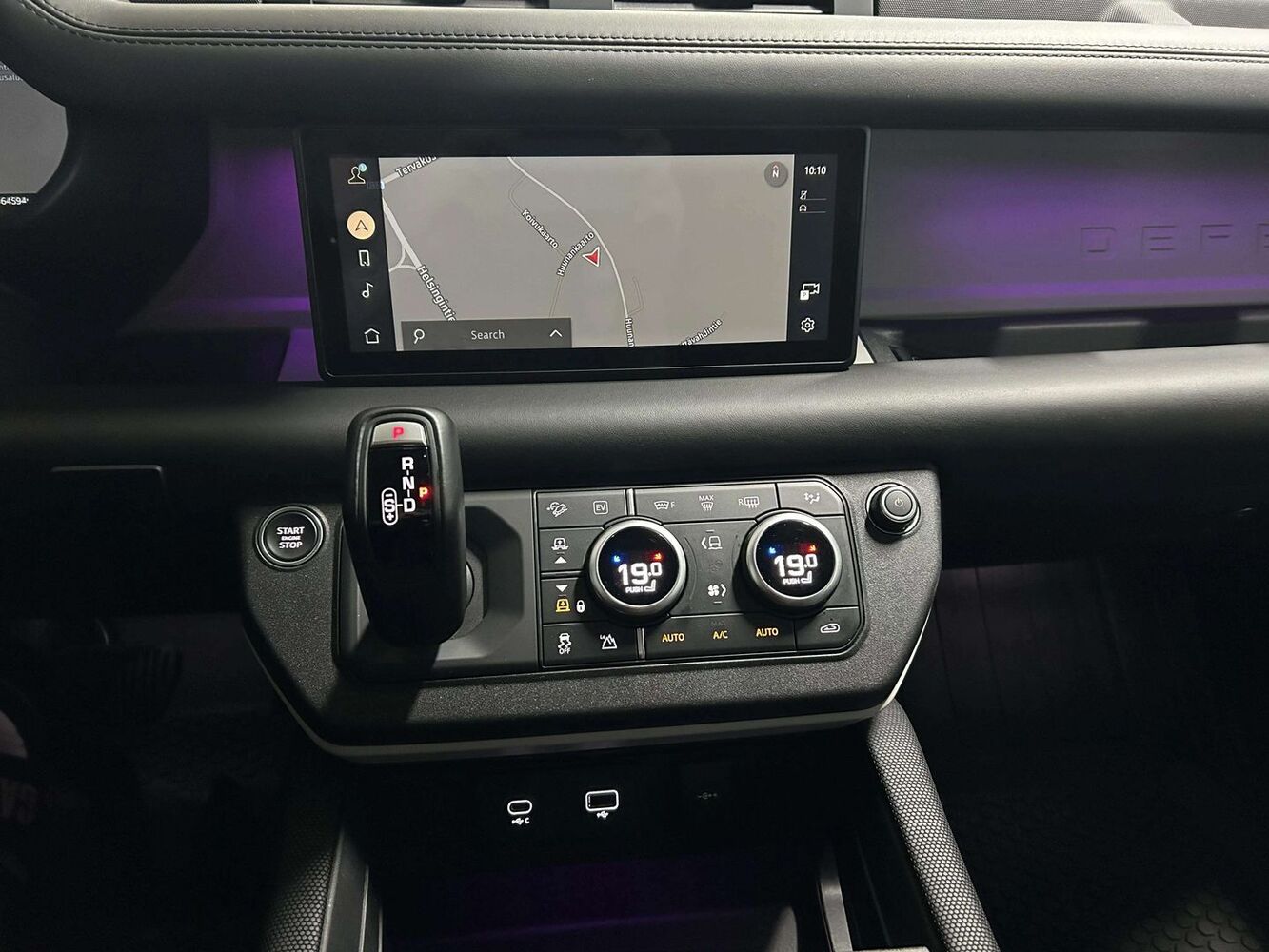 Land Rover Defender vaihtoauto