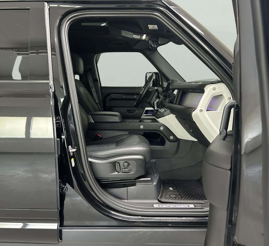 Land Rover Defender vaihtoauto