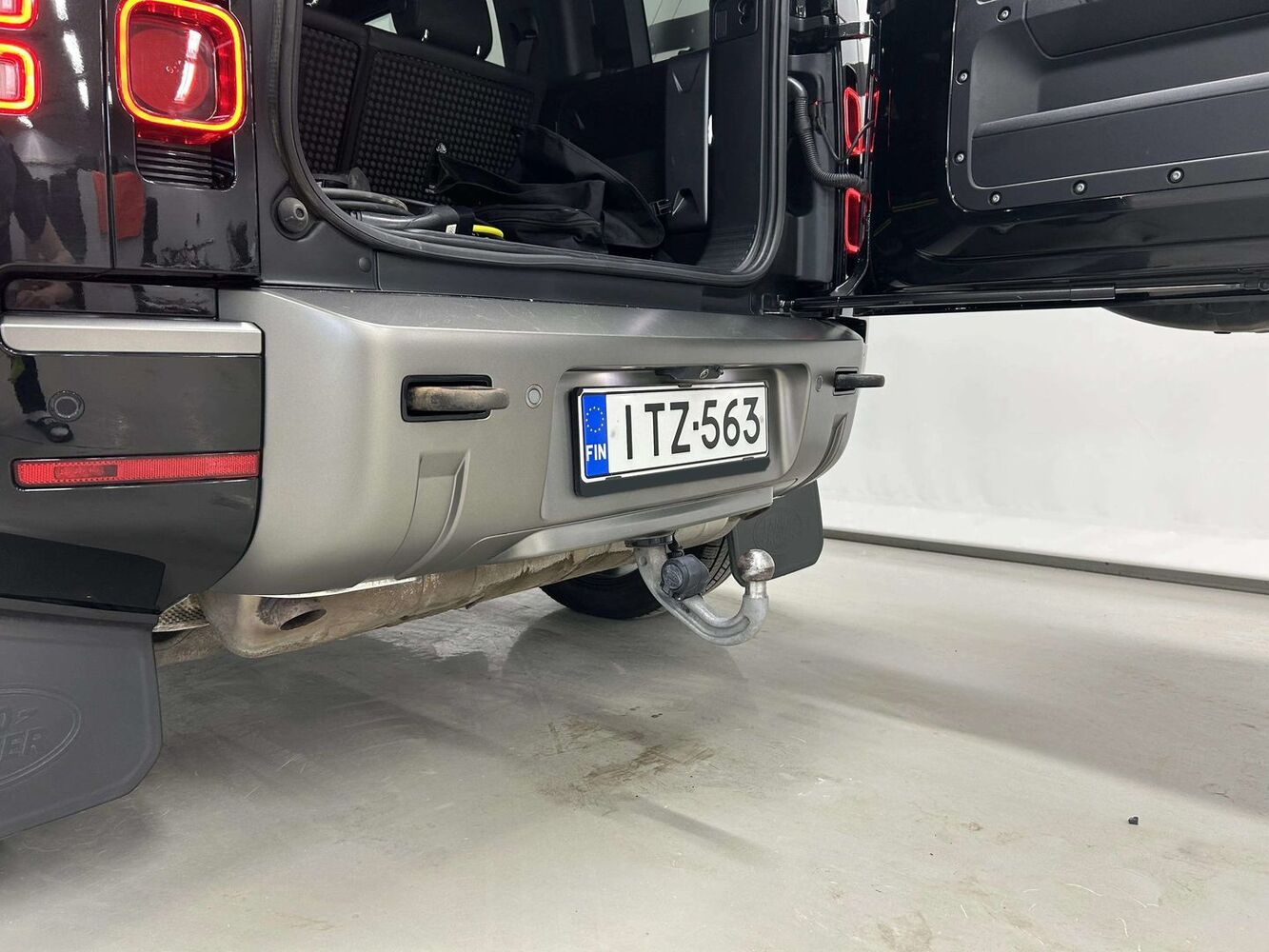 Land Rover Defender vaihtoauto