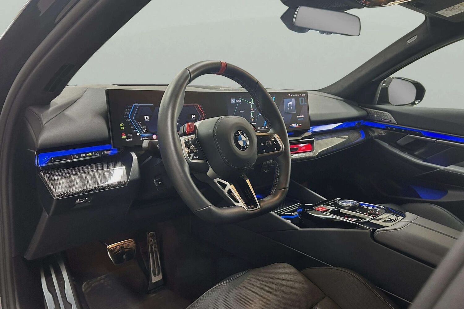 BMW M5 vaihtoauto