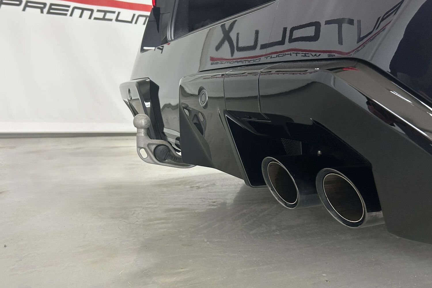 BMW M5 vaihtoauto