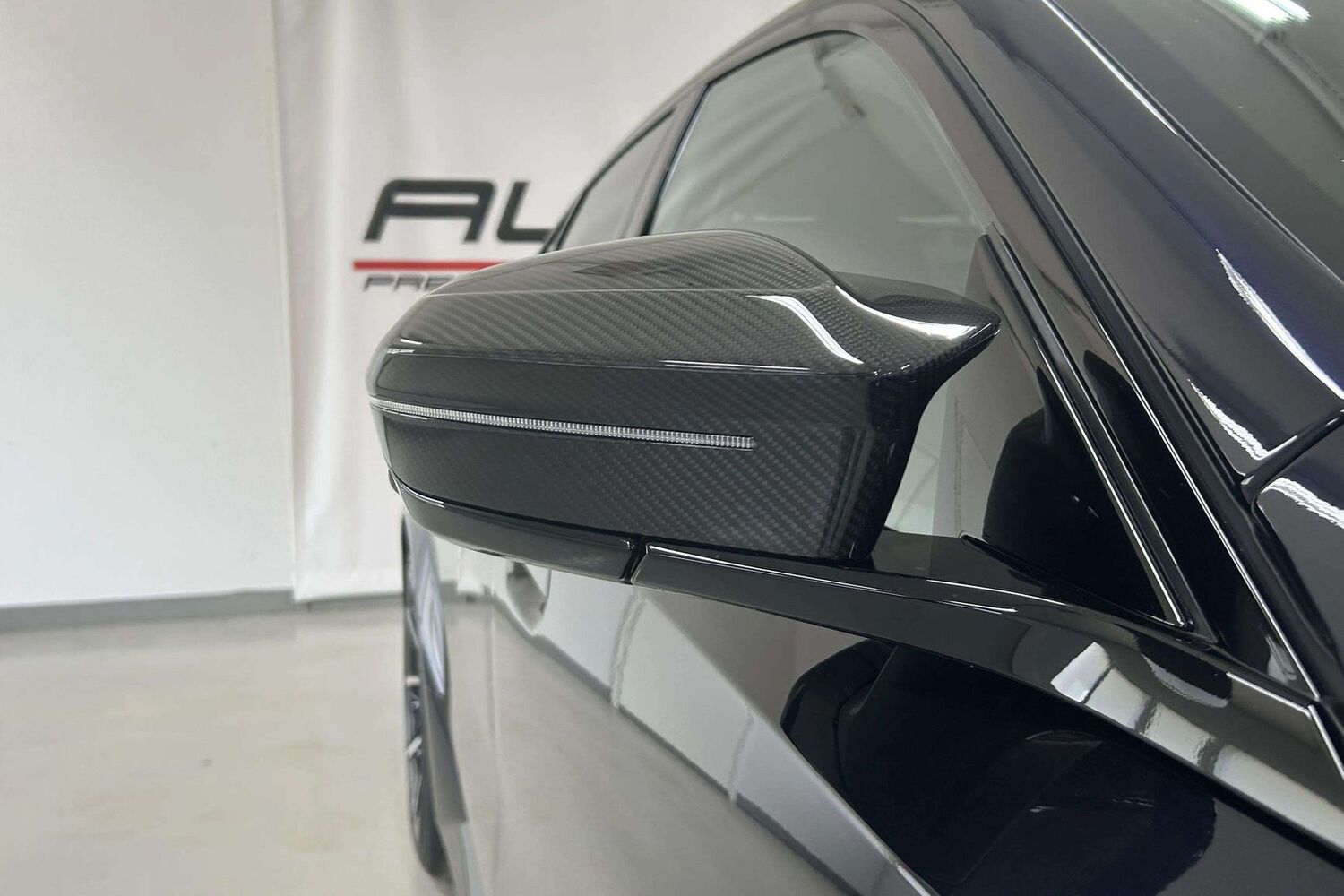 BMW M5 vaihtoauto